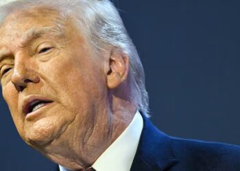 Aging Expert Says Trump Trip Revealed Worrying Health Clue