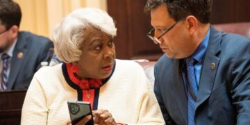 Democrats eye Virginia and Maryland to build advantage in midterm elections