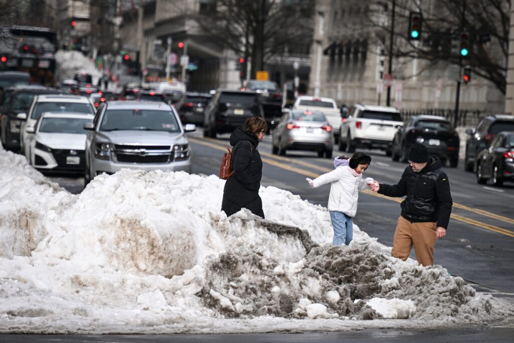 Slow snow and ice removal frustrates residents across D.C. region