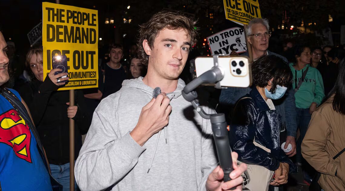 MAGA’s Fav ‘Journalist’ Paid Hispanic Laborers for Bizarre Stunt