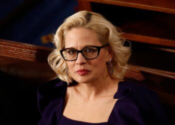 Top Senator Accused of Druggy Affair With Married Bodyguard