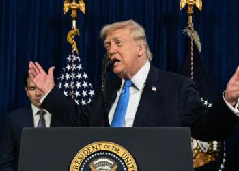 Gunfire Erupts as Trump Says He’s in Charge of Venezuela