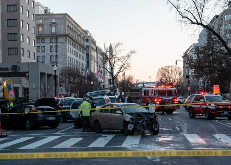 Police arrest 20-year-old following fatal 5-car collision in downtown D.C.