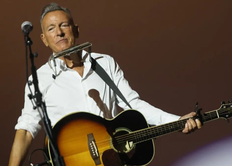 Springsteen, Bragg, and More Show Support for Minneapolis: Morello and Rise Against Holding ‘A Concert of Solidarity’