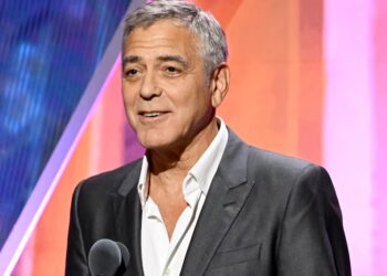 Clooney Fawns Over ‘The Pitt’ Star at Awards Ceremony
