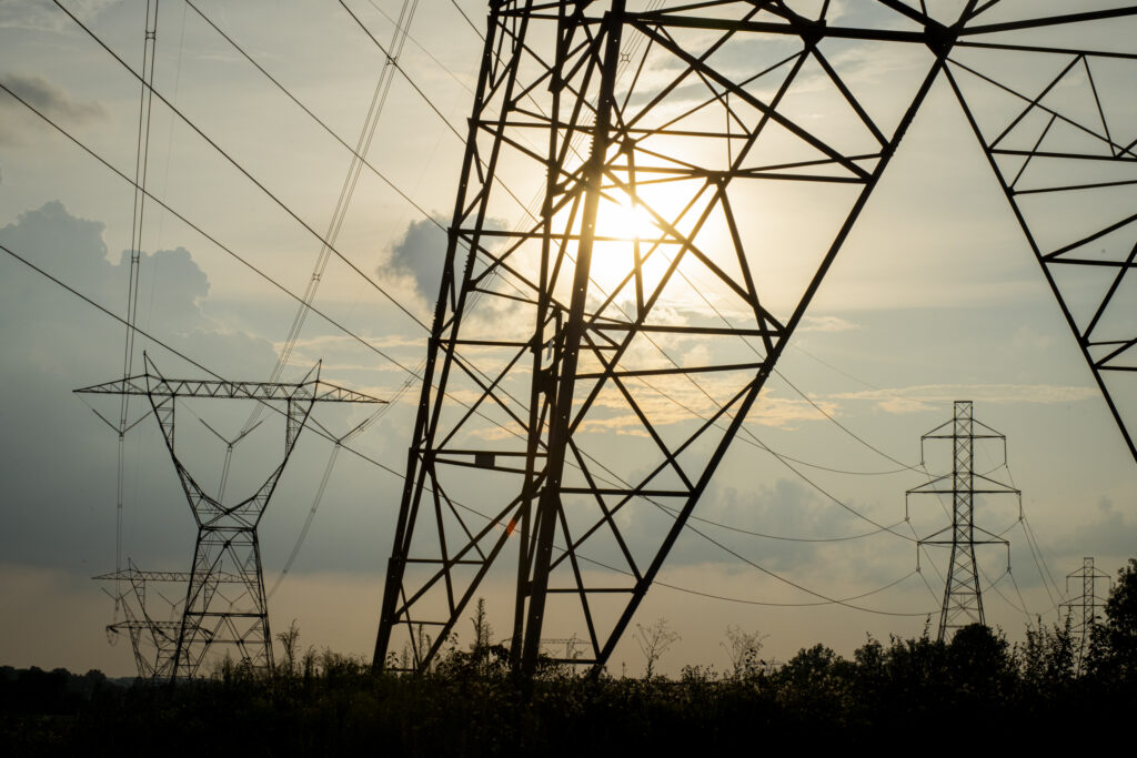 White House and governors confront electricity’s rising costs as data centers expand