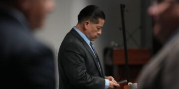 Former Uvalde Teacher’s Testimony Throws a Trial Into Chaos
