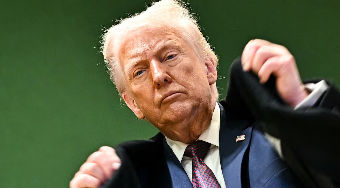 Trump’s Dem Nemesis Ilhan Omar Taunts ‘Panicking’ POTUS Over Wage Claim