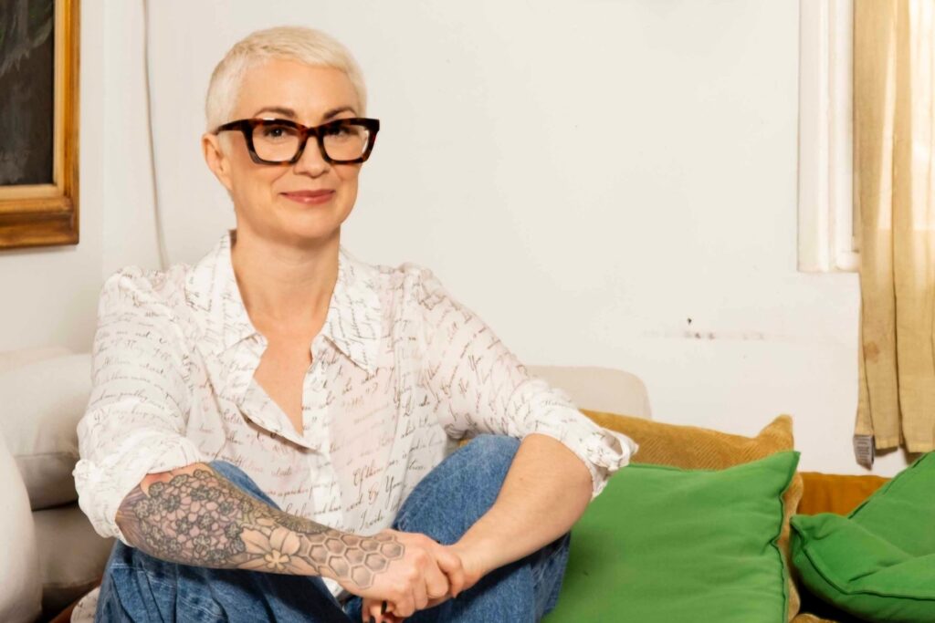 She writes the sweetest country songs. Also, the dirtiest viral hit of 2025.