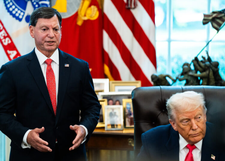 Trump’s IRS chief reorganizes tax agency days before filing season