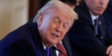 Trump Shows Off Egomaniacal New Accessory at Kiss-Up Session