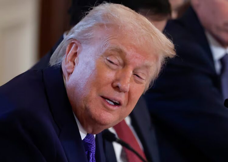 Trump Shows Off Egomaniacal New Accessory at Kiss-Up Session