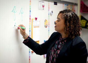 Meet the middle-schoolers keeping cursive alive, one swoop at a time