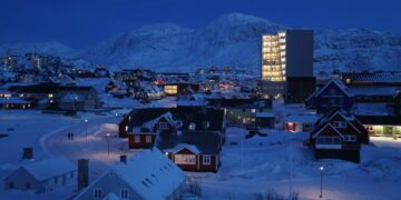 How to resolve the Greenland standoff