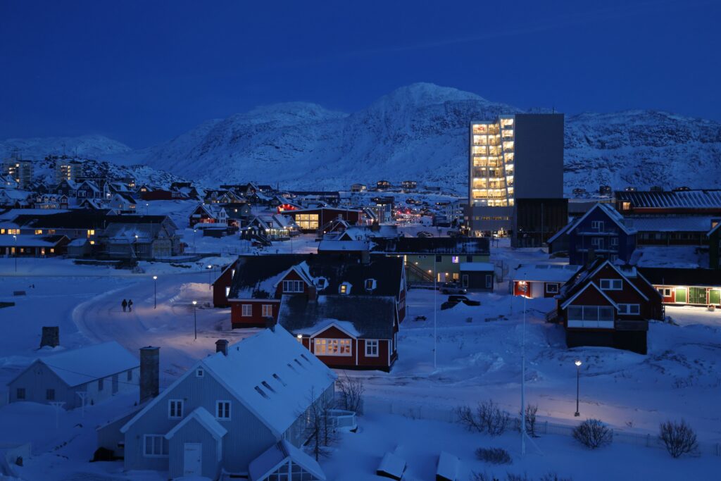 How to resolve the Greenland standoff