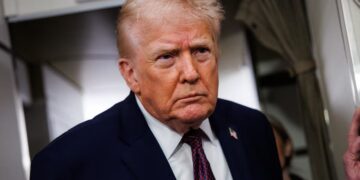 Anti-Trump Heckler Gets Huge Cheer After Interrupting U.S. National Anthem