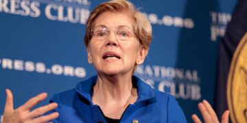 Trump Scrambles to Phone His Nemesis After She Trashed Him as a ‘Wannabe Dictator’