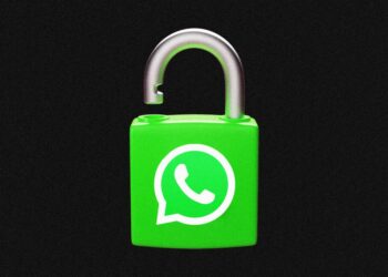Lawsuit claims WhatsApp has a gaping security hole. Experts doubt it.