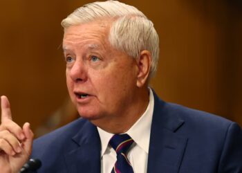 MAGA Star Sends Warning to Colleagues Turning on Stephen Miller