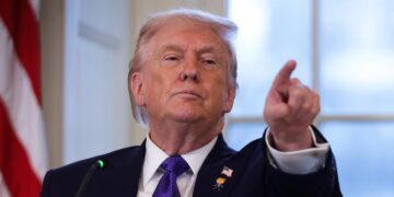 Trump Humiliates Goon Who Wanted Promotion on Live TV