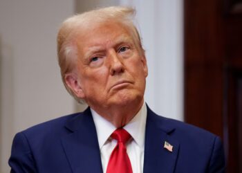 Fraudster Trump’s Bonkers Pardon Spree Includes Repeat Scammer