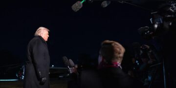 Trump sues JPMorgan, Jamie Dimon over cutting off banking access