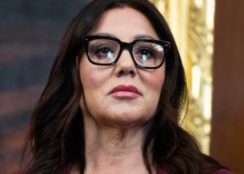 Trump’s Labor Boss Accused of Booze-Filled Fling With Staffer