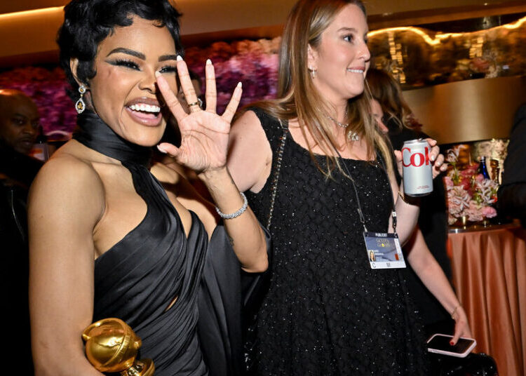 Teyana Taylor, George Clooney and Jacob Elordi Toast the Golden Globes