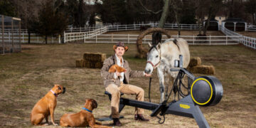 It’s a Farm, a Gym, and a Club Where Deals Get Made in the Sauna
