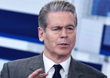 Millionaire Trump Goon Says Kids Don’t Need Toys on Birthdays