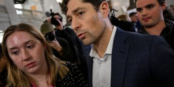 Trump Justice Department enters new territory with probe of Walz, Frey