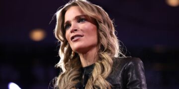 Megyn Kelly Ripped For ‘Moronic’ Response to ICE Killing Another US Citizen