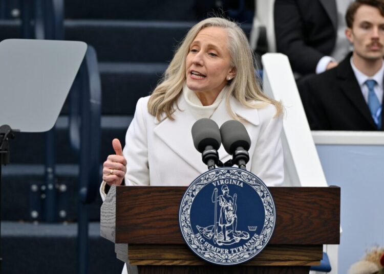 Poll: Virginians slightly favor redistricting, strongly dislike Trump