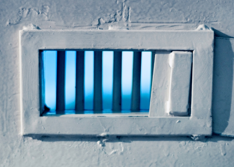 Teen Jailed After Exploiting Refund Policy for $570,000