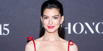 Anne Hathaway to Star in and EP True Crime Series ‘Fear Not’ at Paramount+