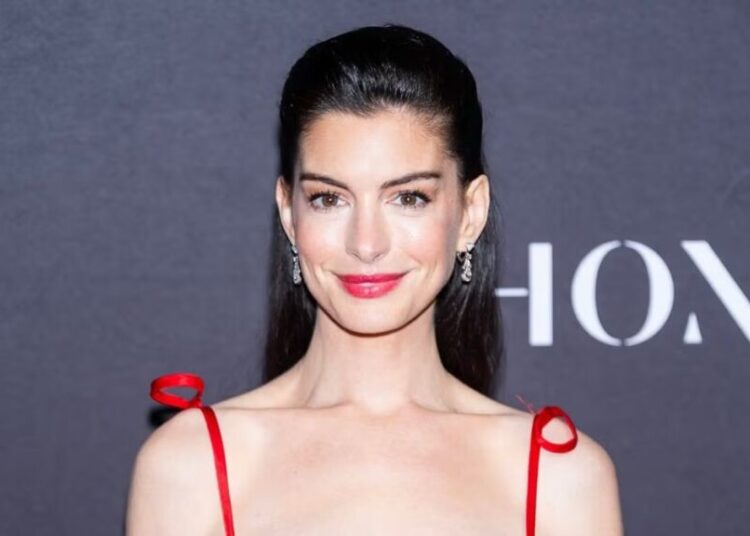 Anne Hathaway to Star in and EP True Crime Series ‘Fear Not’ at Paramount+