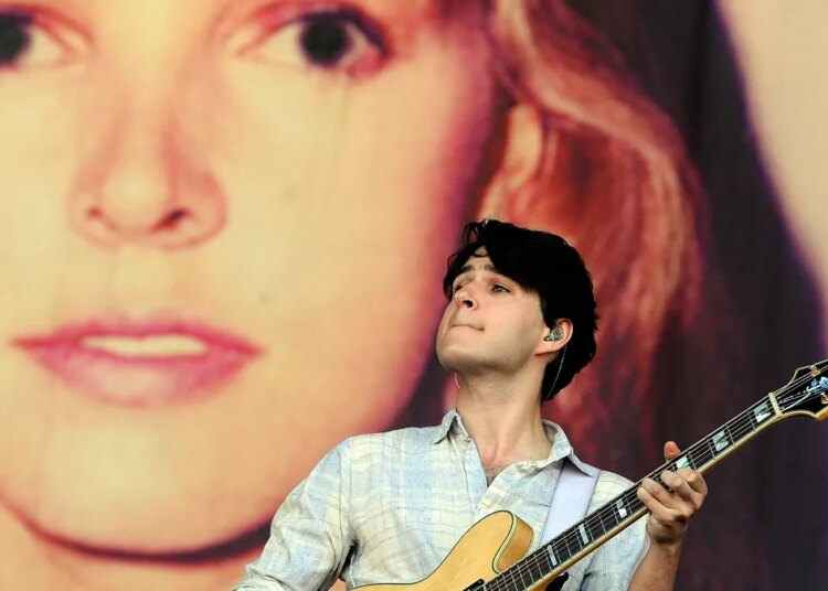 Vampire Weekend vs. a Disappearing Photographer: The Dramatic Saga of the Contested ‘Contra’ Album Cover