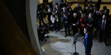 A majority in name only? House Republicans are barely hanging on.