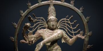 Smithsonian Asian art museum to return three stolen bronzes to India