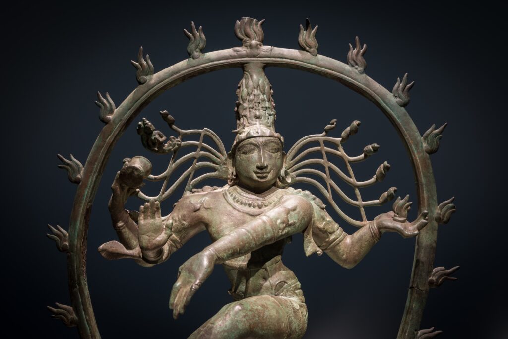 Smithsonian Asian art museum to return three stolen bronzes to India