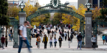 College enrollment hits 10-year high, fueled by community college growth