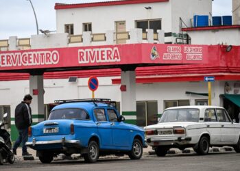 Trump tightens screws on Cuba, threatening tariffs on oil suppliers