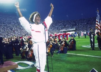 Whitney Houston Once Tried to Get Lauryn Hill to Go Solo, but It Didn’t Exactly Go Well