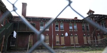 Homeland Security wants to demolish historic buildings deemed stable