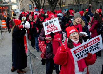 Nearly 15,000 nurses walk out at key New York City hospitals