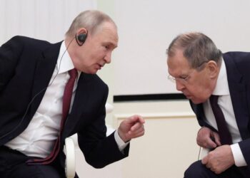 Despite Davos claims of peace progress, Russia maintains hard line on talks