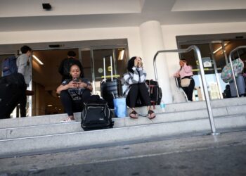 Travelers stranded in Caribbean as FAA closes airspace for Maduro capture