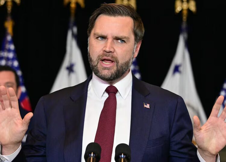 Vance Desperately Clarifies He’s Not Trump’s ‘Fat’ Friend