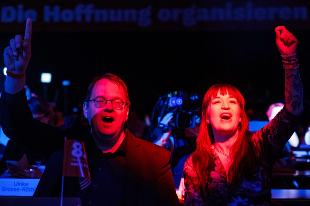 Surging left-wing party challenges politics-as-usual in Germany