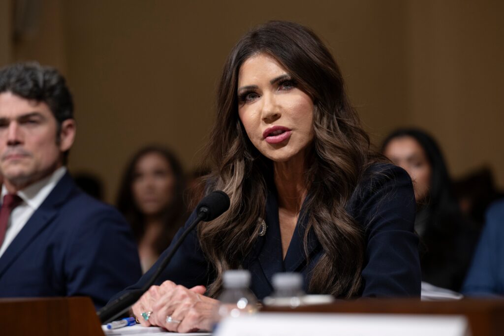 More federal agents headed to Minnesota, officials point fingers over ICE shooting